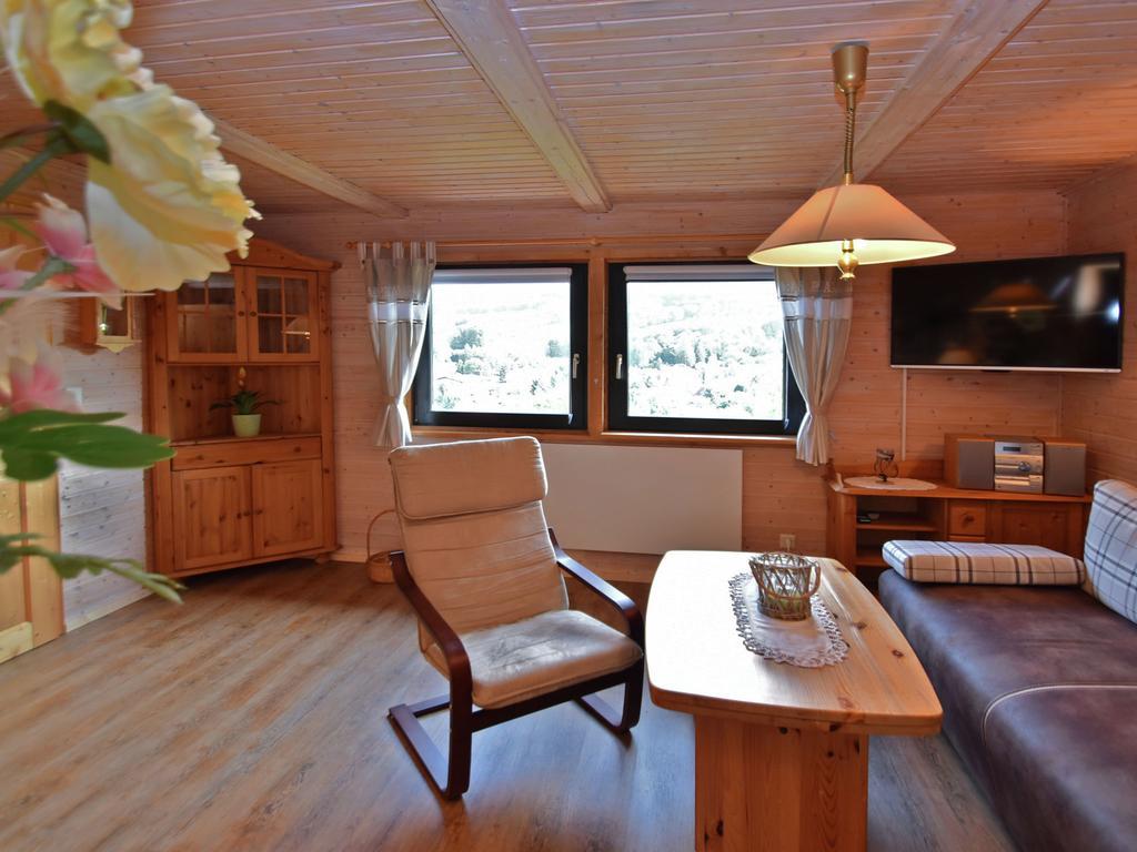 Exquisite Holiday Home in Fischbach with Garden Waltershausen Exterior foto